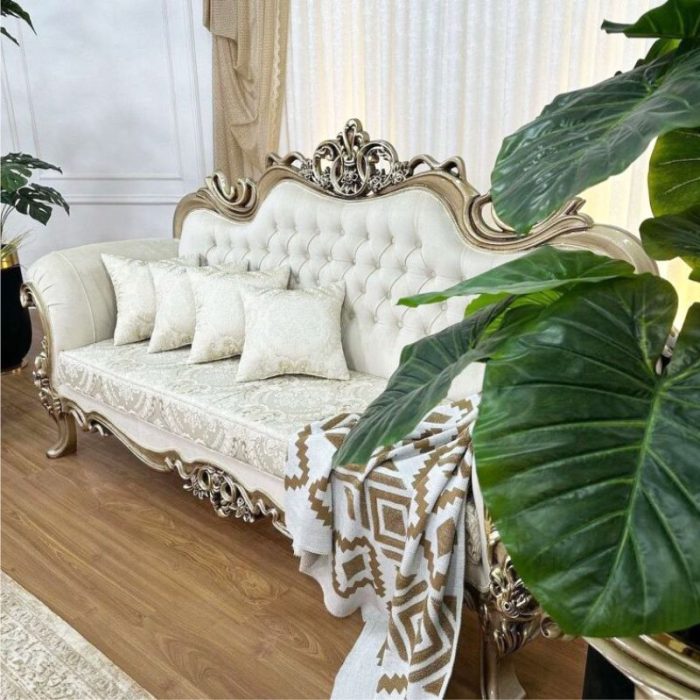 مبل سلطنتی افسون سه نفره طلایی پارچه کرم
