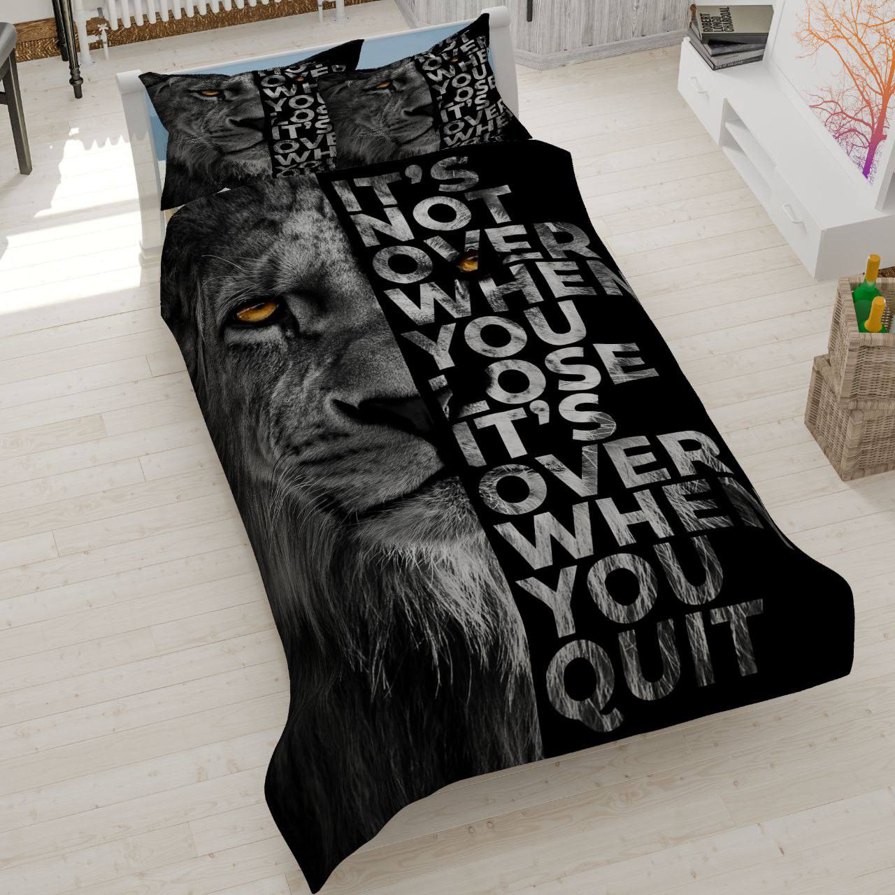 lion-motivation-inspirational-bedding روتختی طرح شیر انگیزشی، سرویس خواب مدرن مشکی طرح شیر، روتختی کتان میکرو سه بعدی مدل Lion Motivation، روتختی پسرانه و مردانه اسپرت.